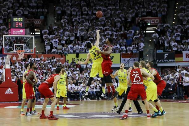 示出无与伦 示出无与伦