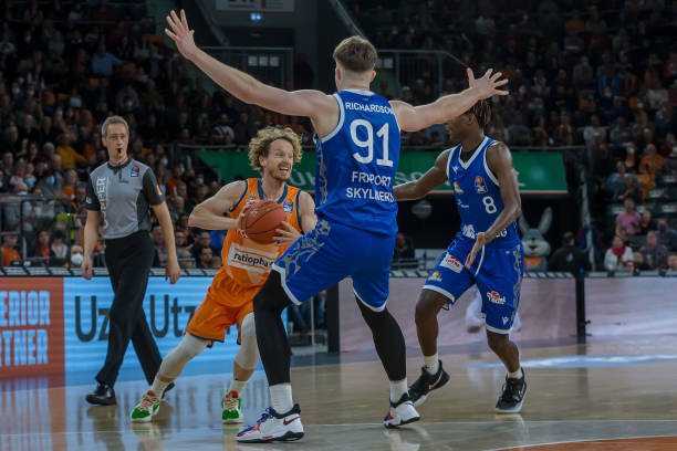 了不少球迷 了不少球迷