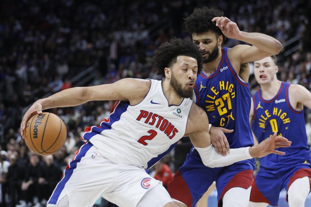 和6个篮板 和6个篮板